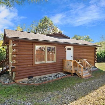 Dream Weaver Cabin Villa Candler Exterior foto