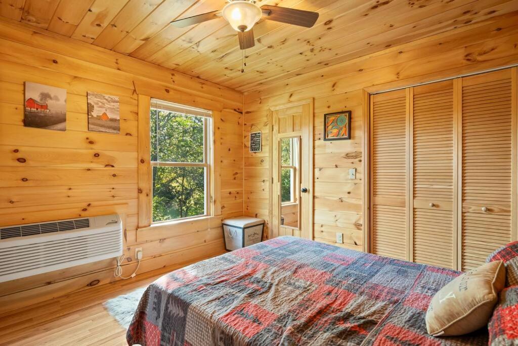 Dream Weaver Cabin Villa Candler Exterior foto